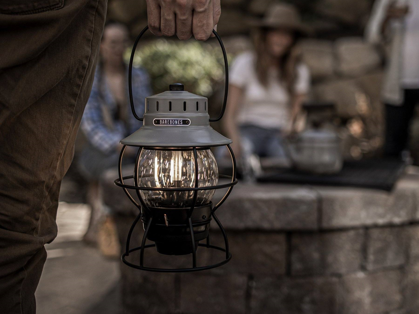 BAREBONES RAILROAD LANTERN　カーキ色　ケース付き Barebones Railroad Lantern - BarebonesStore