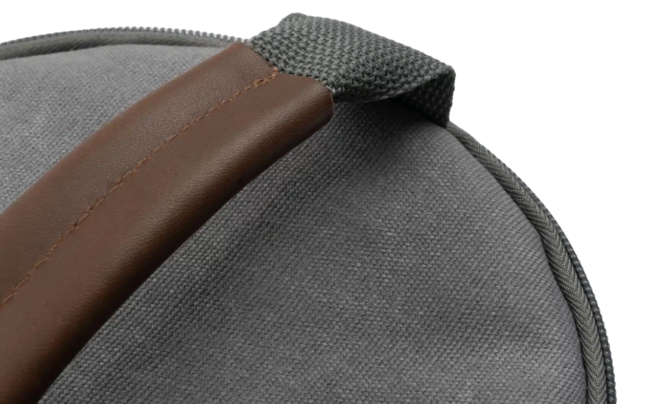 92E5ACA6-7B5D-437E-A47D-BDE8B32BCDBF